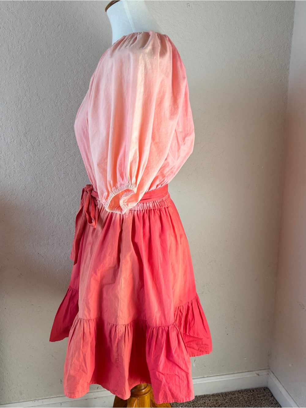 Tuckernuck Oliphant Ombré Puff Sleeve Belted Coral Pink Mini Dress Size Medium - Picture 4 of 6